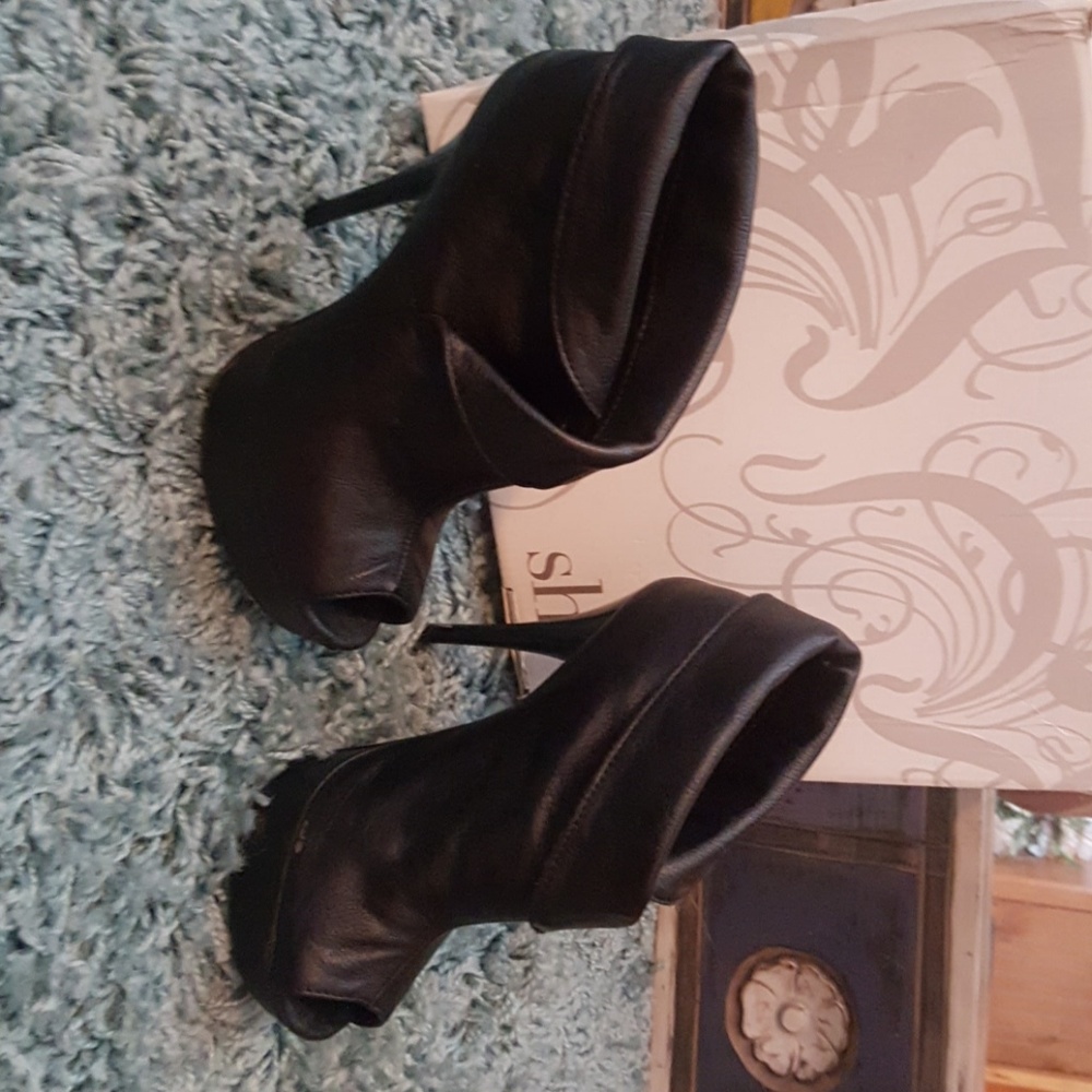 Bootie heels - Picture 3 of 4